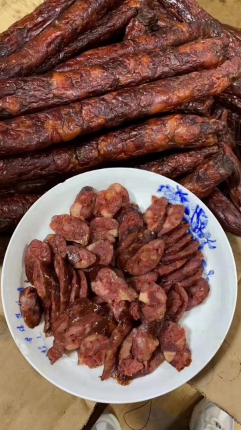 纯肉香肠腊肠干度好，颜色好，地摊展会集市产品