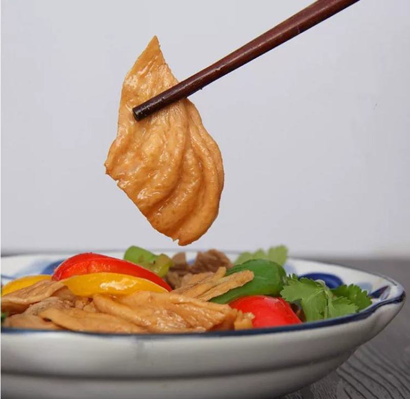 素豆耳，豆鱼，鸡翅，牛排丝自家生产加工大量批发