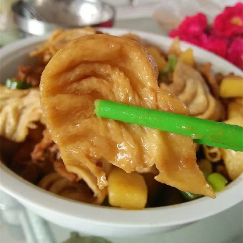 素豆耳，豆鱼，鸡翅，牛排丝自家生产加工大量批发