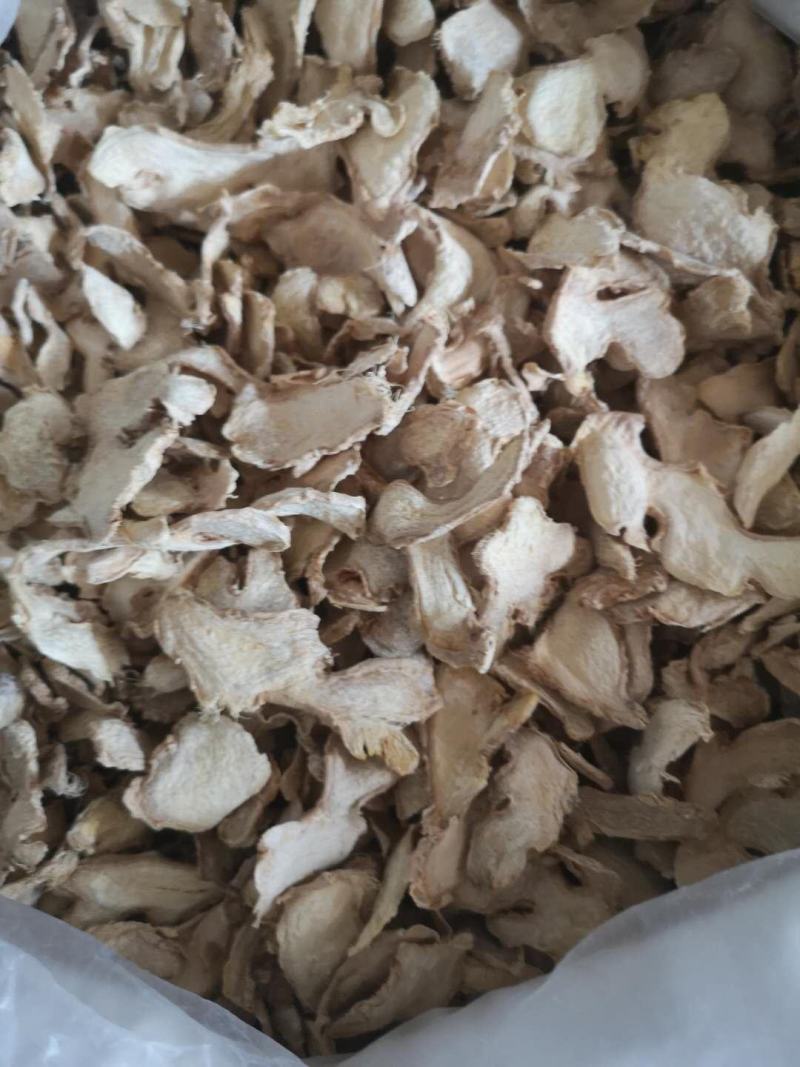 新货-云南罗平县板桥小黄姜-无硫姜片货源充足可长期供应