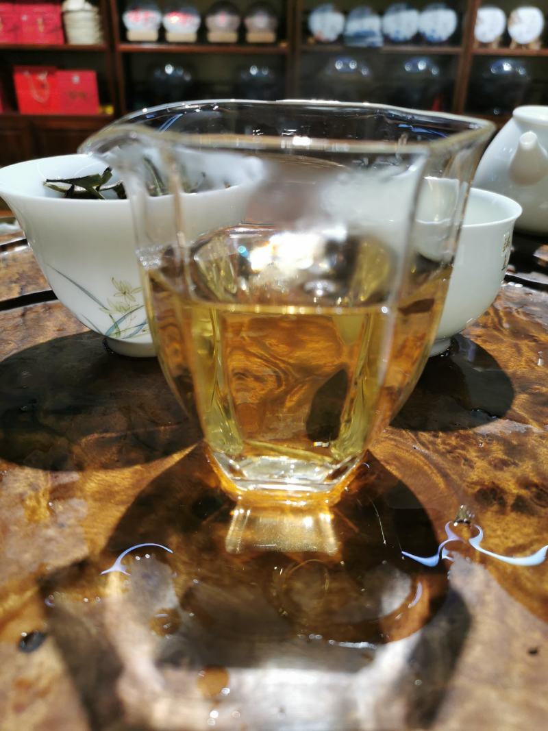 云南大叶种白茶景谷月光白散茶蜜香秧塔大白茶古树白茶寿眉老
