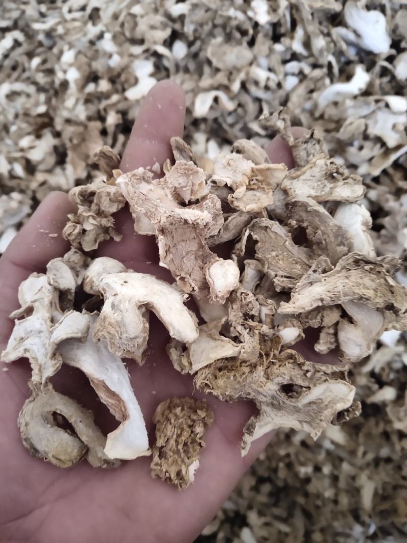 云南无硫晒姜片手捡姜片无霉无杂质一手货源需要联系