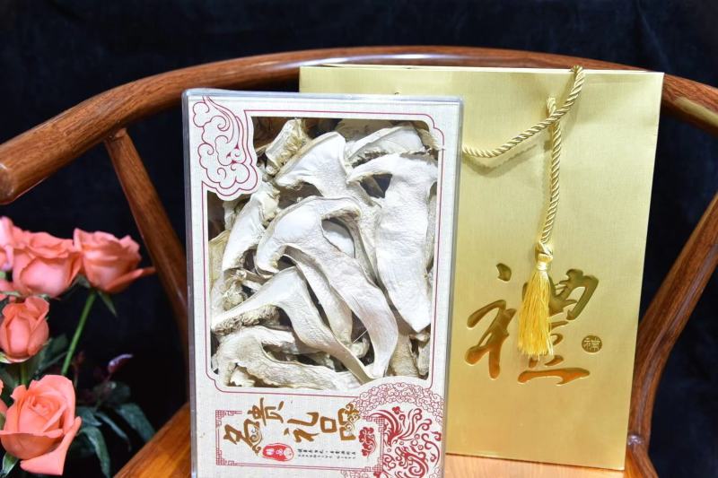年货礼盒推荐好礼山珍菌150克精装松茸礼盒298元