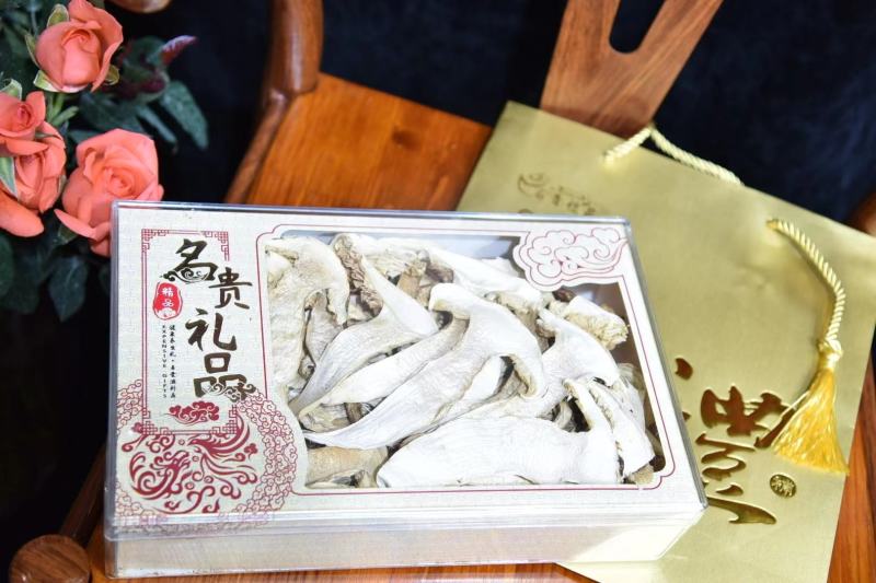 年货礼盒推荐好礼山珍菌150克精装松茸礼盒298元