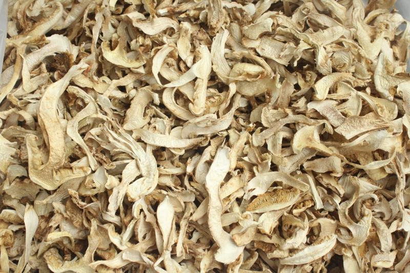 批发云南野生松茸干片野生菌食香格里拉松茸干货非人工