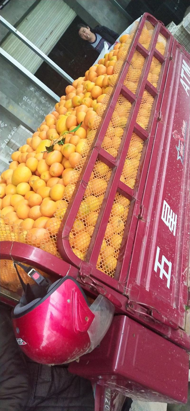 纽荷尔长红圆红二级果大量供应，提供清洗包装，支持散装直发