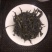 凤凰高山乌种单丛是一款有着高山也韵味，海拔1000米