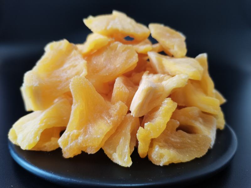 菠萝干酸甜浓郁小菠萝，果肉厚实，甜度适中，微酸更爽口