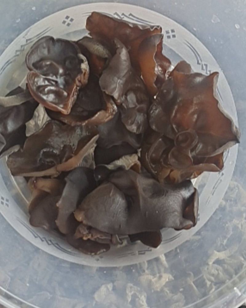 精品东北黑木耳秋木耳产地直供一手货源欢迎选购