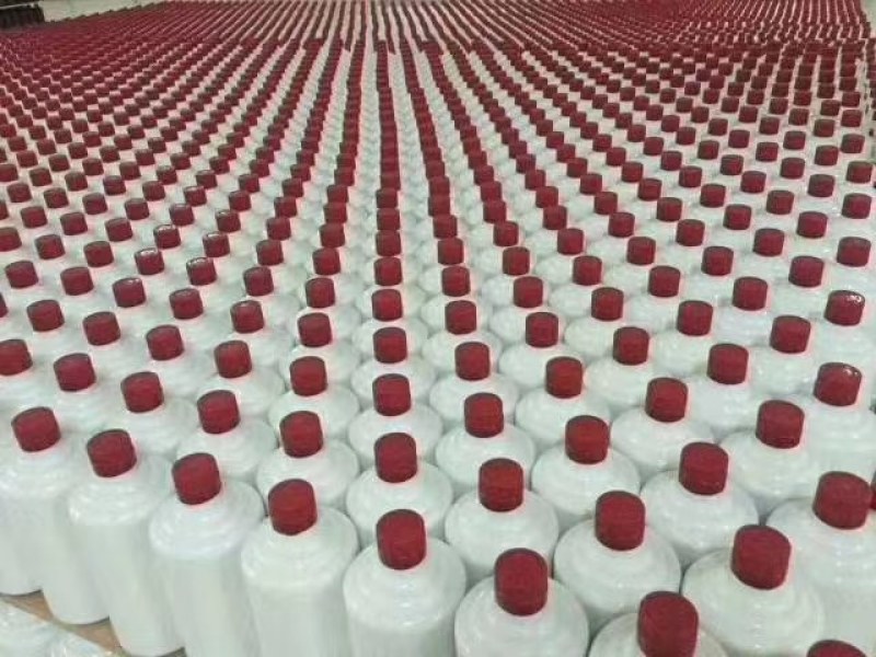 贵州省仁怀茅台镇酒厂生产53度，酱香型白酒