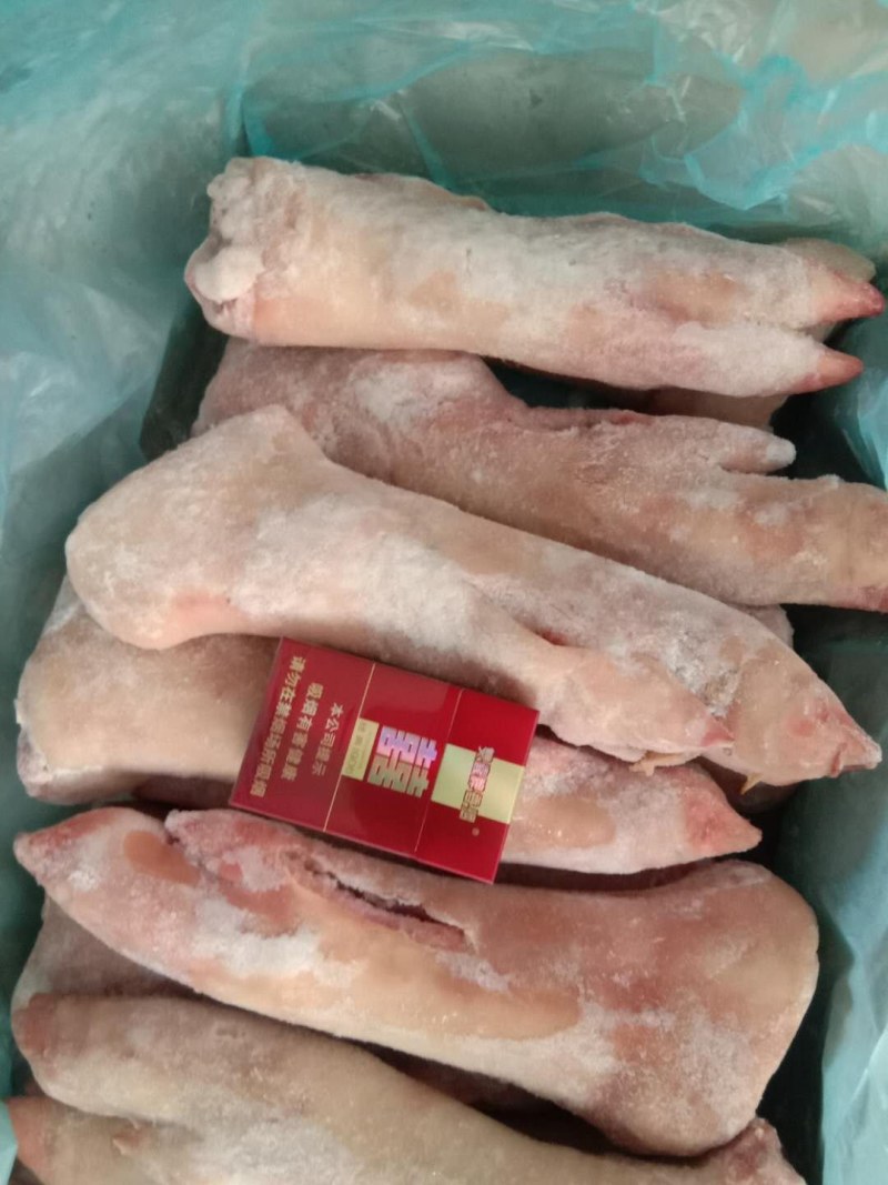 猪手脚源头价格，飞机场，饭店，学校食堂专用猪脚