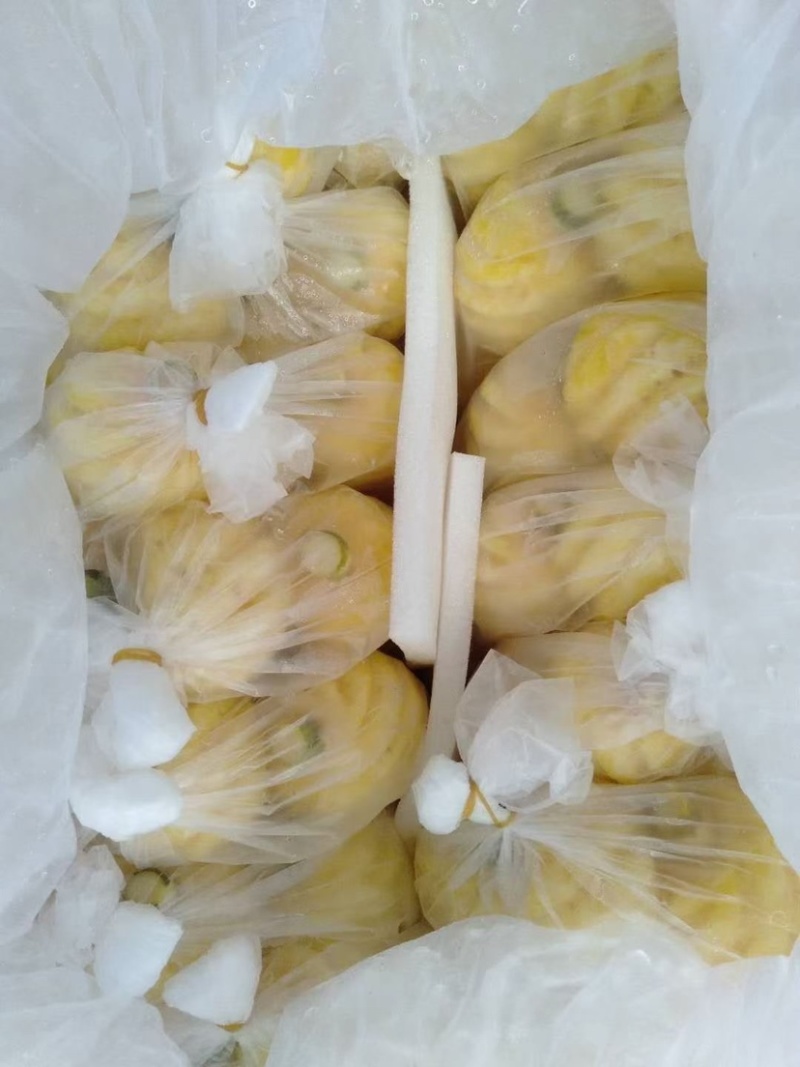 正宗超甜泰国削皮小菠萝