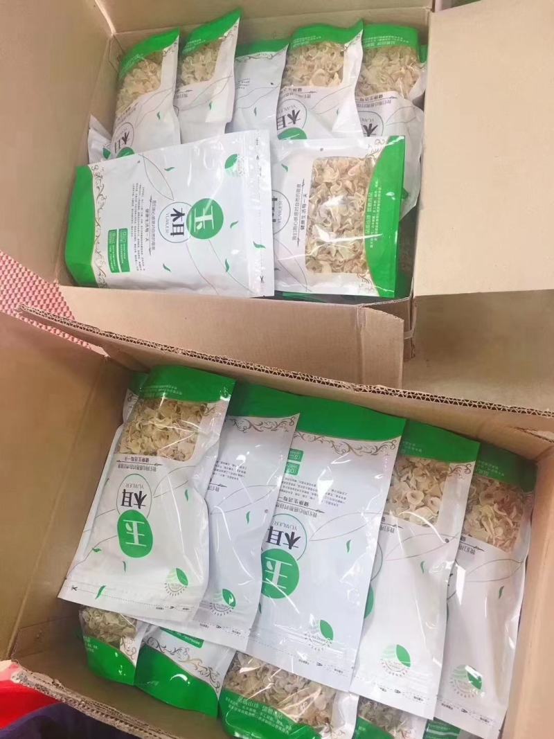 白玉木耳含有丰富的胶原蛋白营养价值非常高