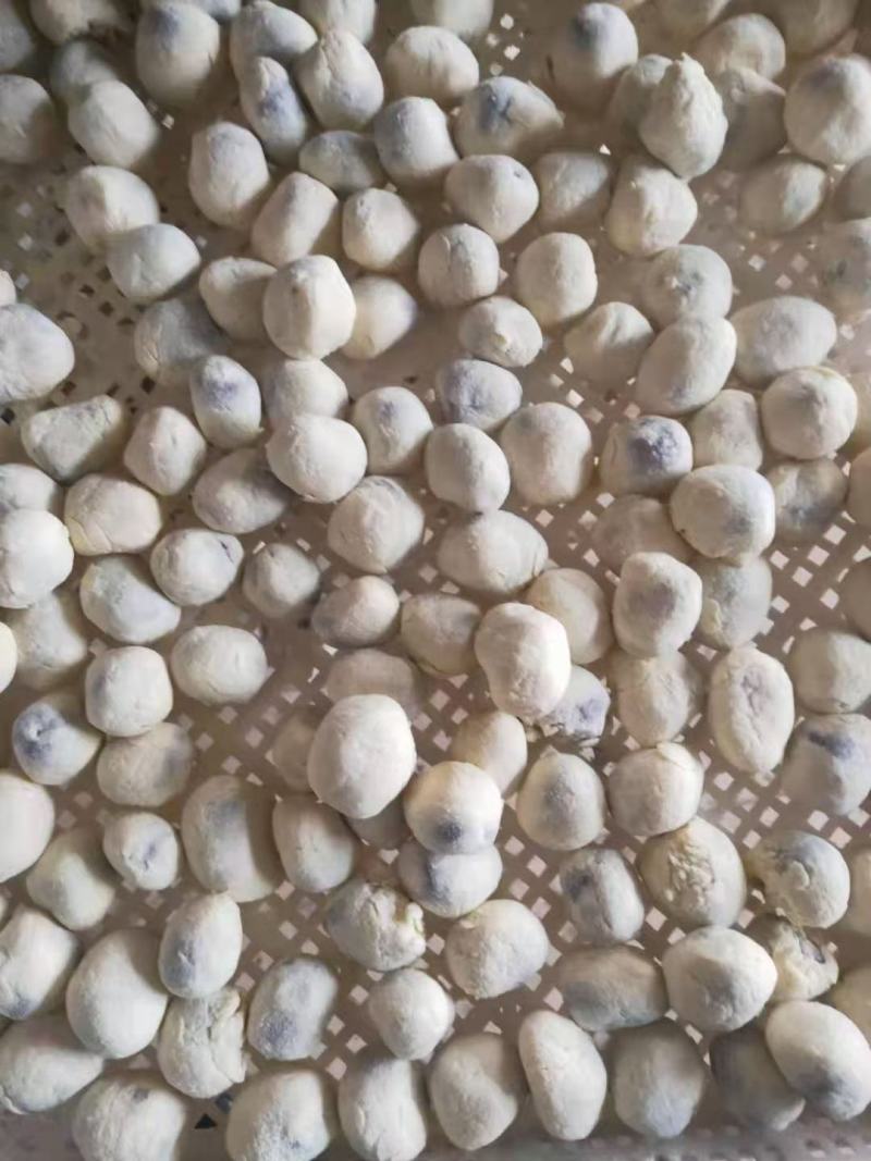 奶枣巴旦木夹心奶酪枣网红零食休闲食品