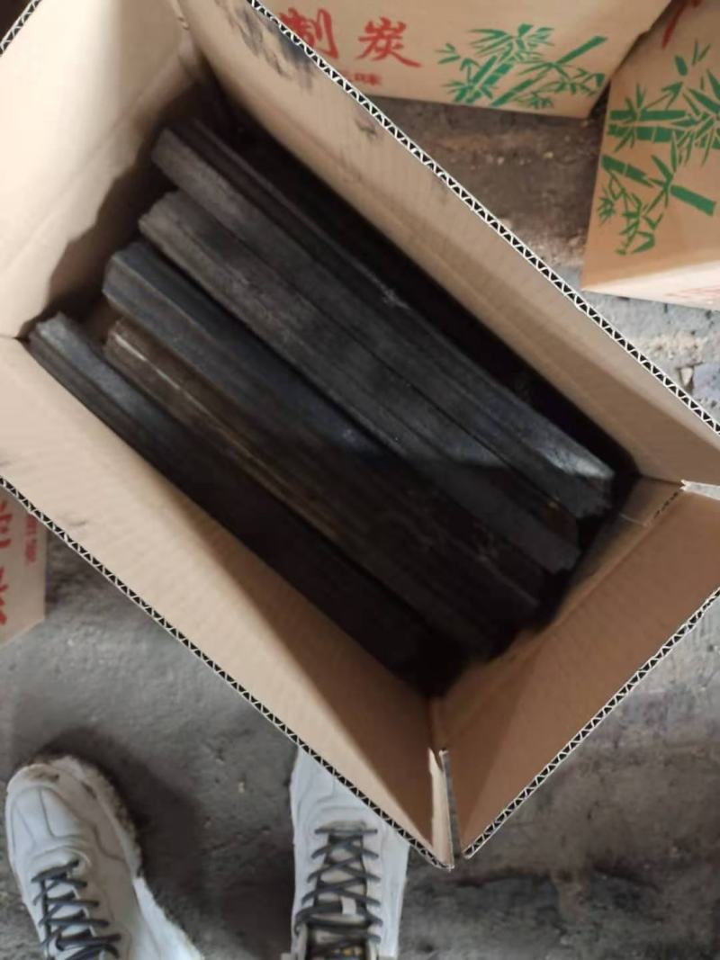 环保无烟机制木炭厂家直销价格实惠