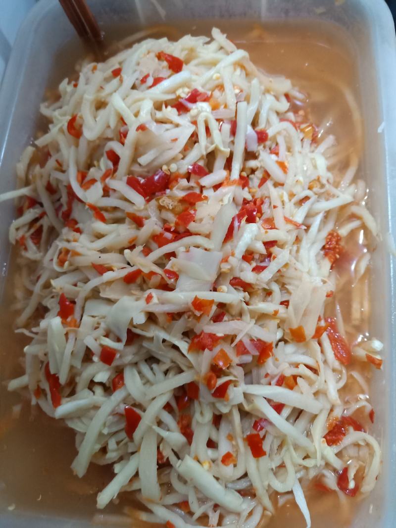 云南普洱腌酸笋_酸辣味、原味都有