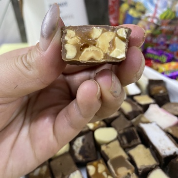 俄罗斯纯进口散糖大礼包隆重推出一盒3斤混合巧克力