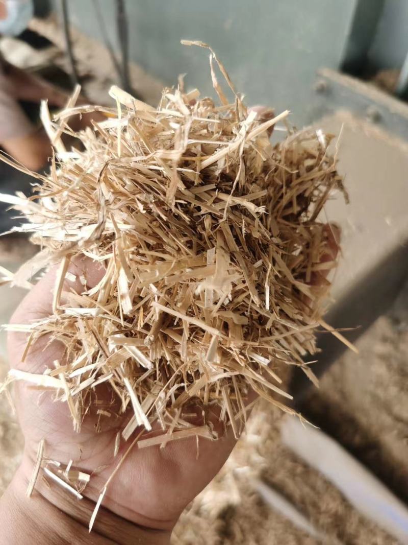柔丝粉碎压块精品小麦秸秆