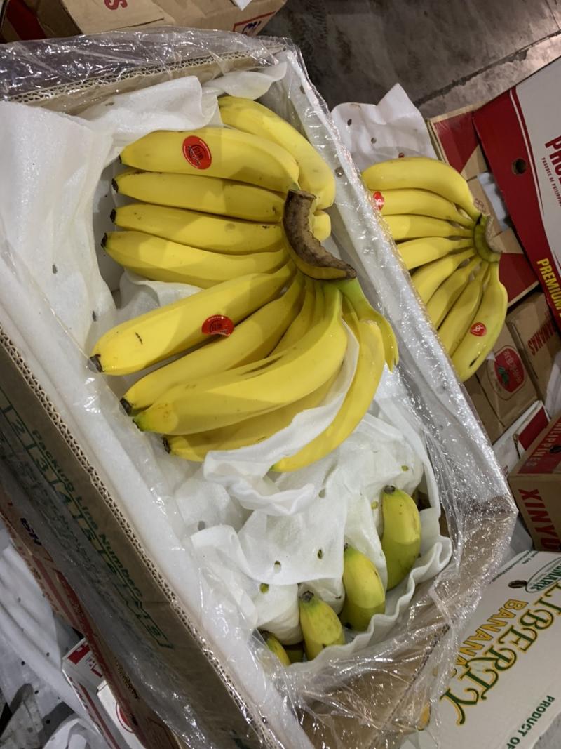 进口菲律宾特价香蕉，净重二十七斤，二十元就这质量