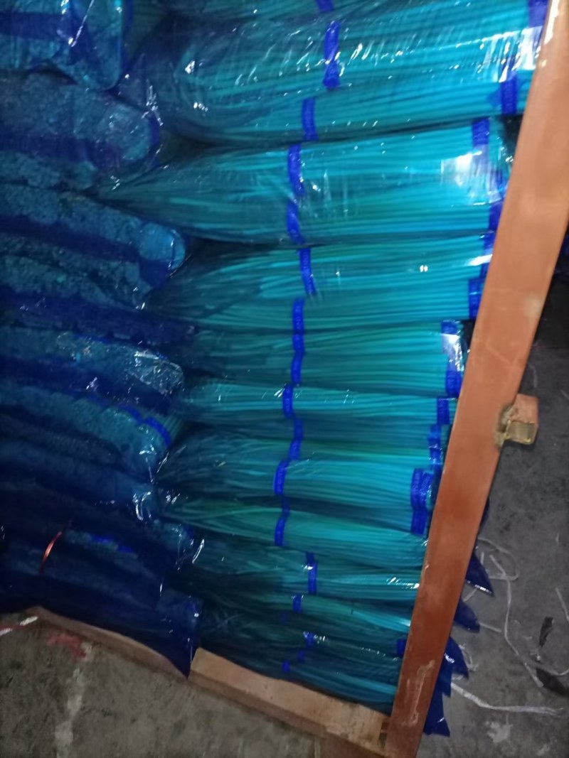 上市了，河南通许红帽蒜苔大量供应，产地直发，支持视频看货