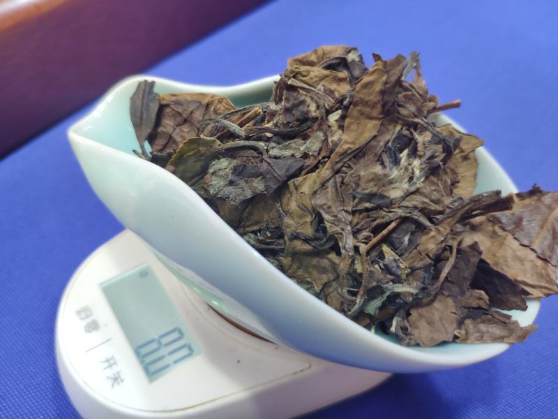 2012年福鼎高山老白茶(大白)