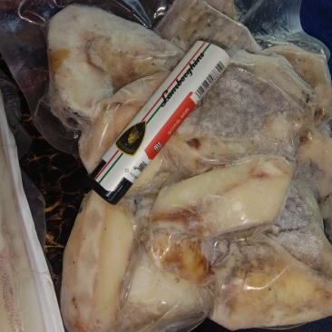 北海北部湾活杀急冻深海无污染精挑细选，严格检验，优鳕鱼块