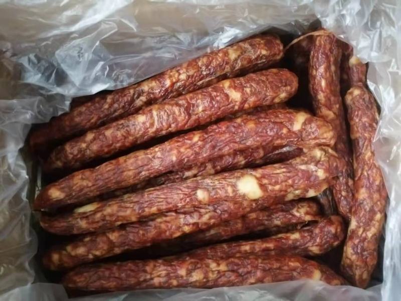 【厂家直销】纯肉香肠淀粉香肠真空500g*1袋多种口味