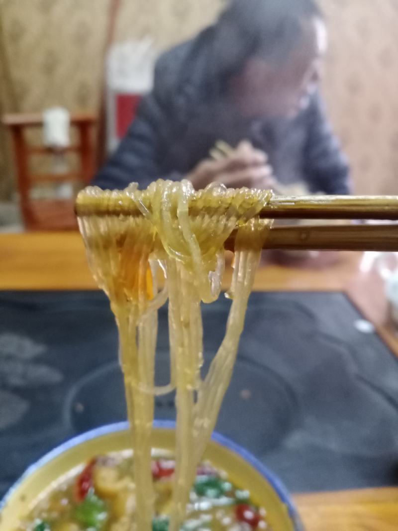 牛商推荐土特产纯正手工粉条产地直发量大从优，价格优惠