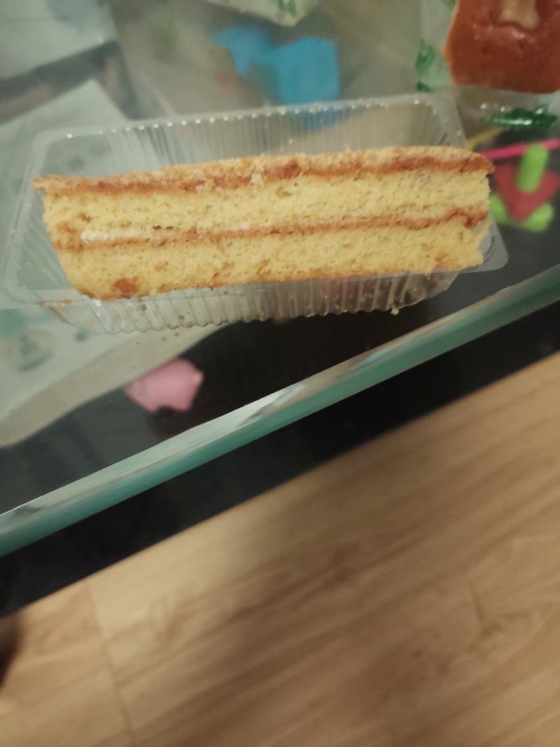 （包邮）新疆特产安居尔核桃巴哈力，炼奶千层糕。一箱25袋