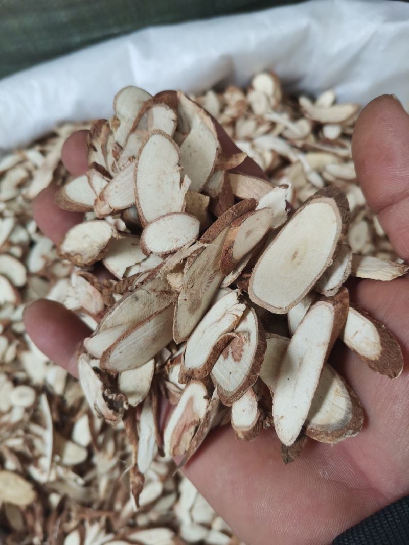 千斤拔，中药材，新货干净，货原充足，下单当天发货。
