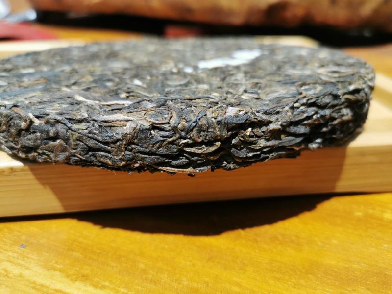 2021年生肖牛饼普洱生茶俊仲号免洗普洱古树茶400克欢