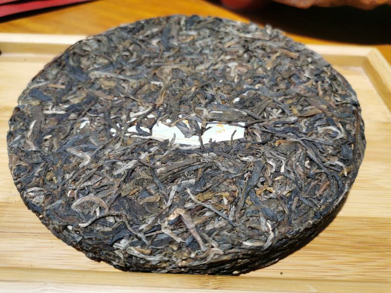 2021年生肖牛饼普洱生茶俊仲号免洗普洱古树茶400克欢