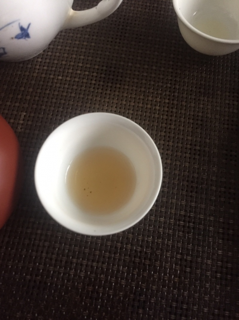 热销产品凤凰秋蜜兰香单丛茶香，清香回甘舌甜，
