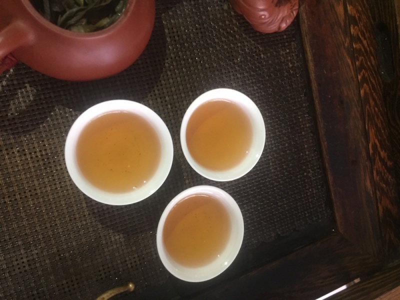 热销产品凤凰秋蜜兰香单丛茶香，清香回甘舌甜，