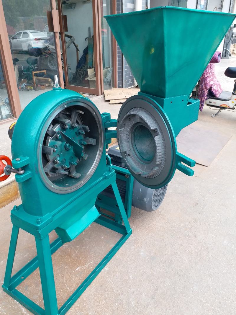 自吸上料齿爪粉碎机多功能钢磨