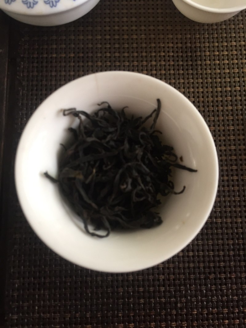 捡漏产品凤凰春高山单丛凹富后香韵好，海拔1000高