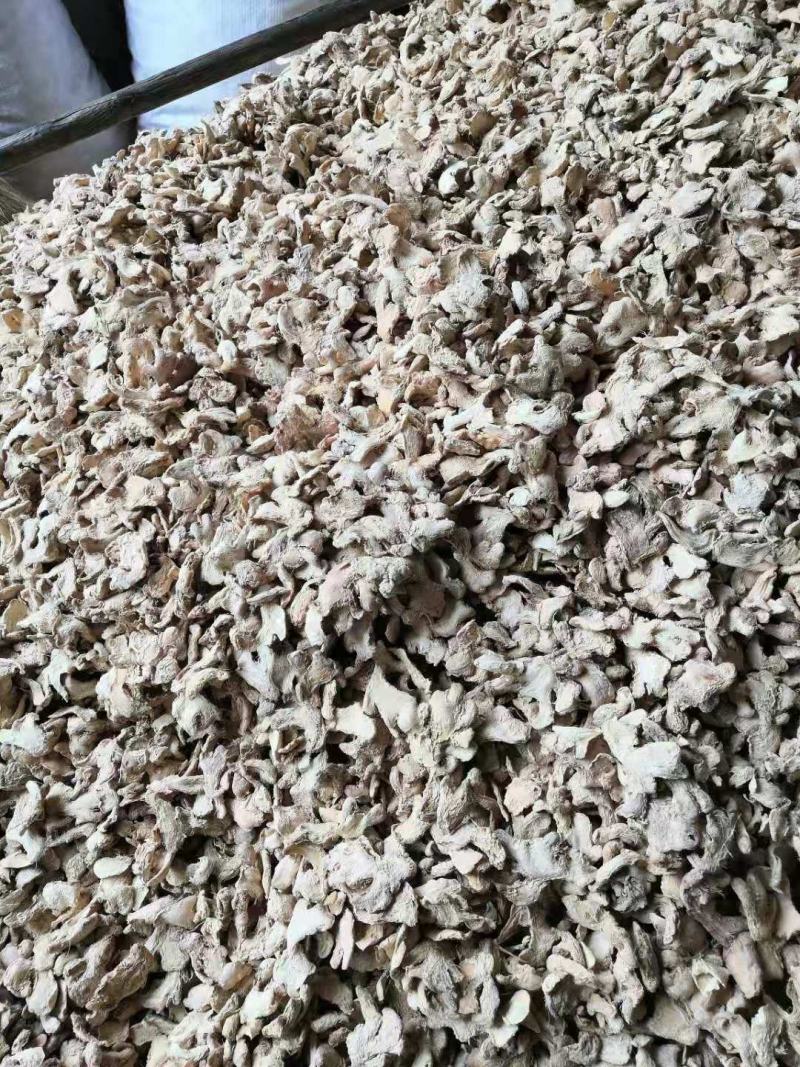 云南罗平干姜片，货量充足价格美丽，欢迎来电咨询！