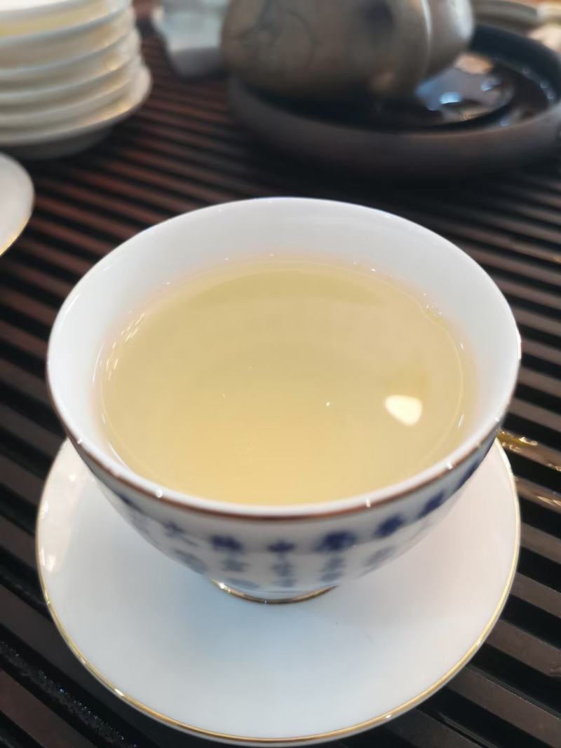 茶叶批发普洱茶生茶古树大白毫单芽月光白单芽散装