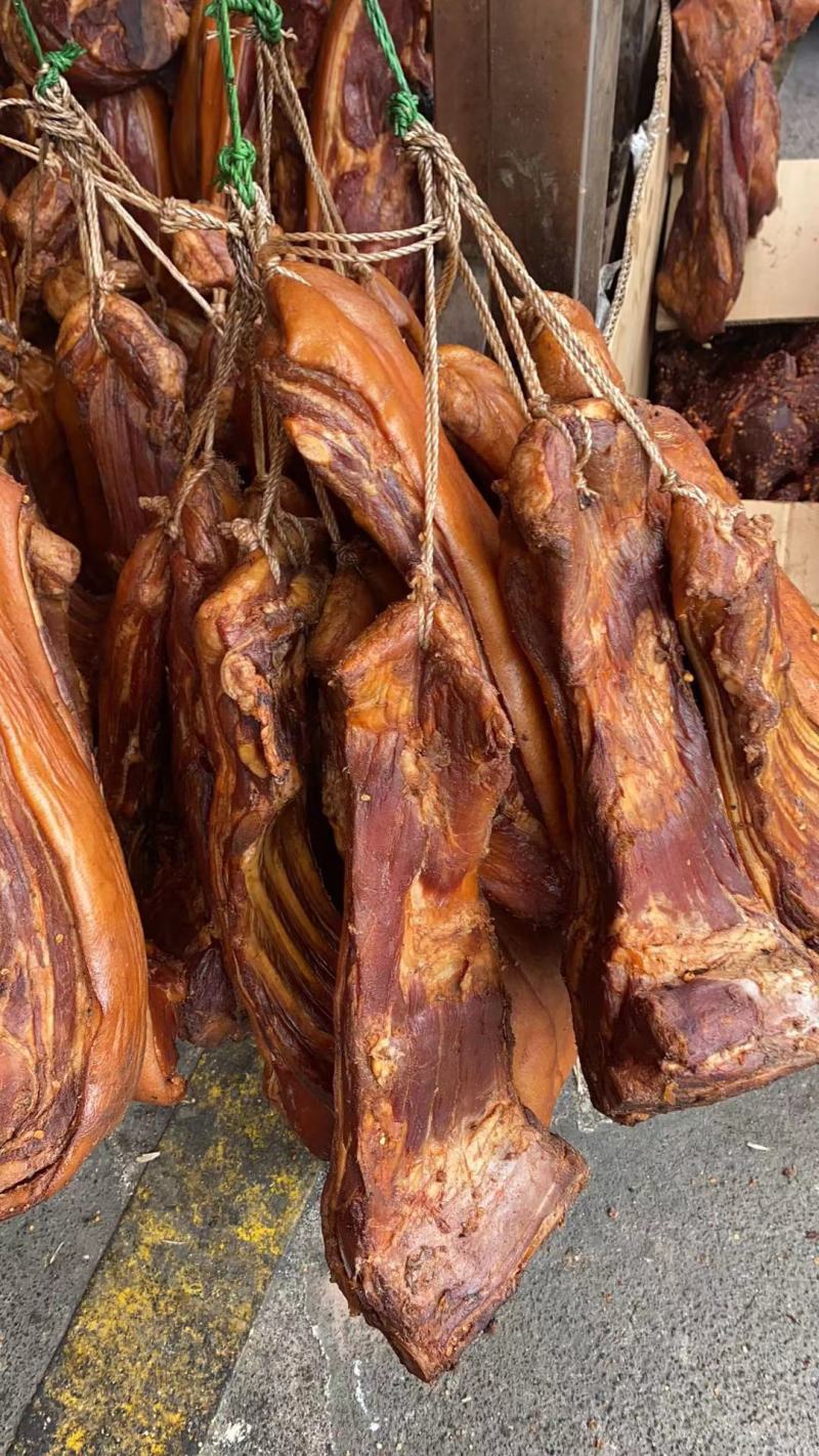 带骨五花腊肉腿子肉混批地摊一手货源库房大量现货供应