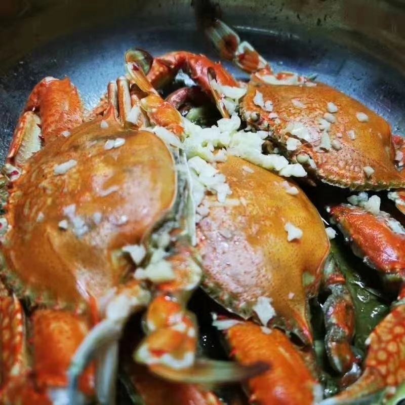 东山本港肉蟹，活冻蟹