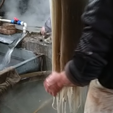 纯手工制作的纯红薯粉条
