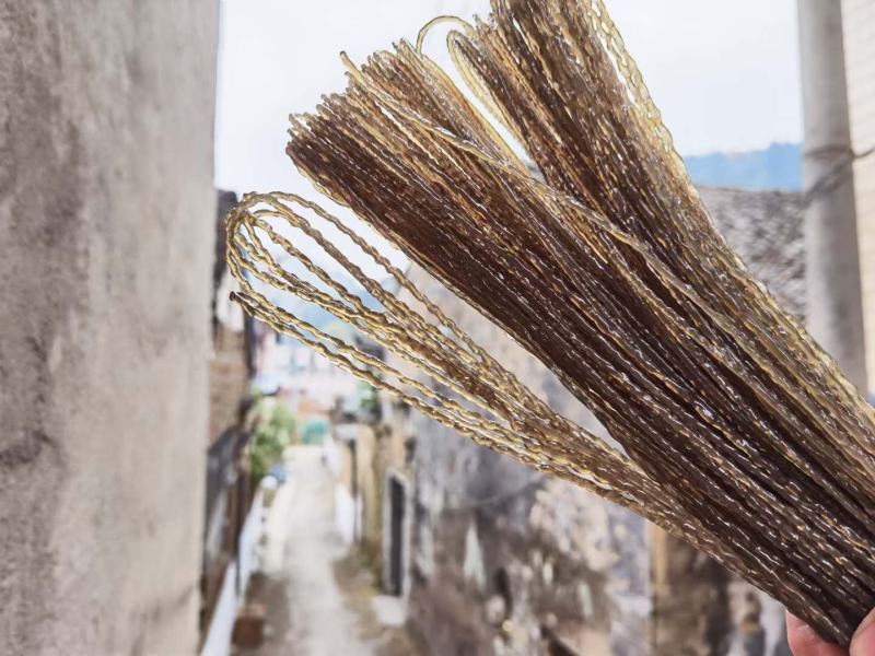 桂林灌阳纯红薯粉条，无任何添加剂量大从优欢迎咨询