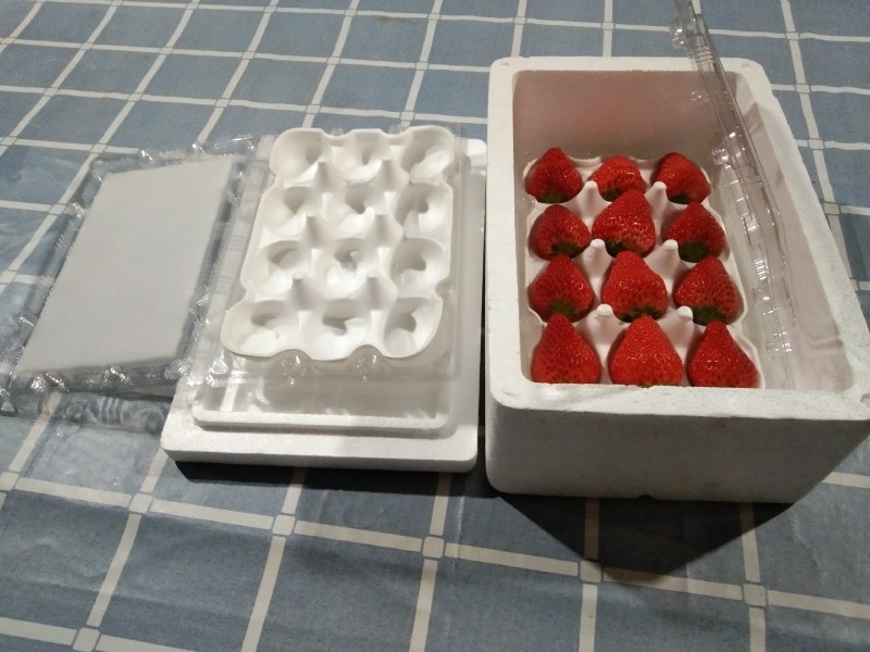 99红颜草莓（自产自销）