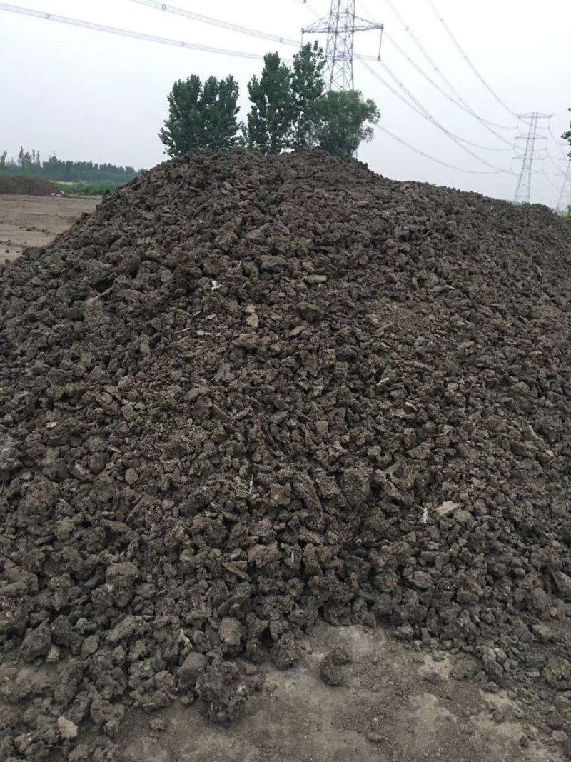 优等生物菌发酵鸡粪有机肥。货真价实。保证质量。