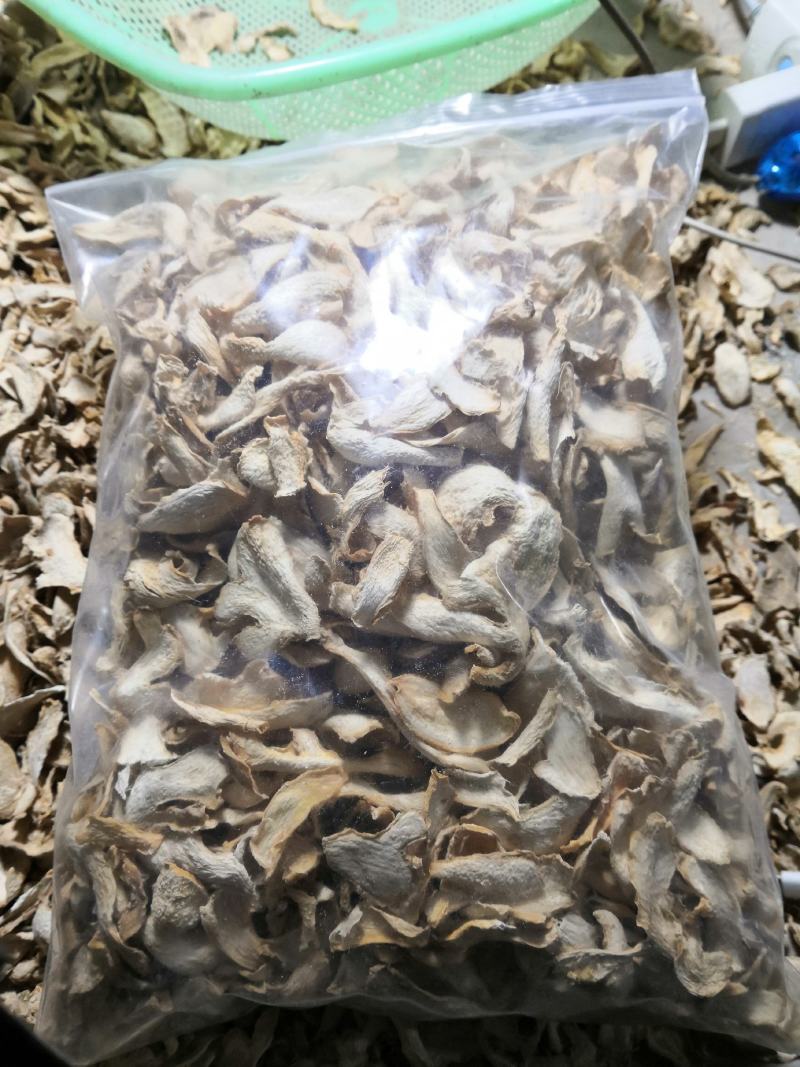 贵州黄果树小黄姜干姜片，香味好，辣度高，