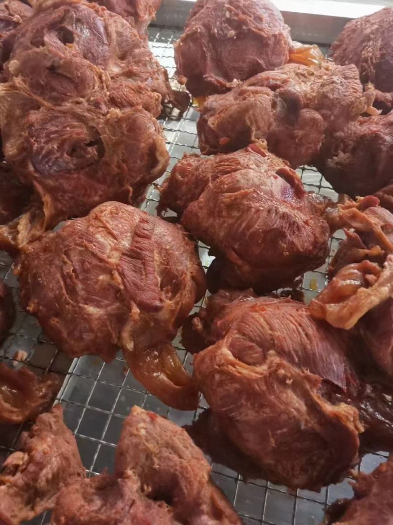 杜蒙荣辉全熟五香牛腱子，一层肉一层筋，不含淀粉