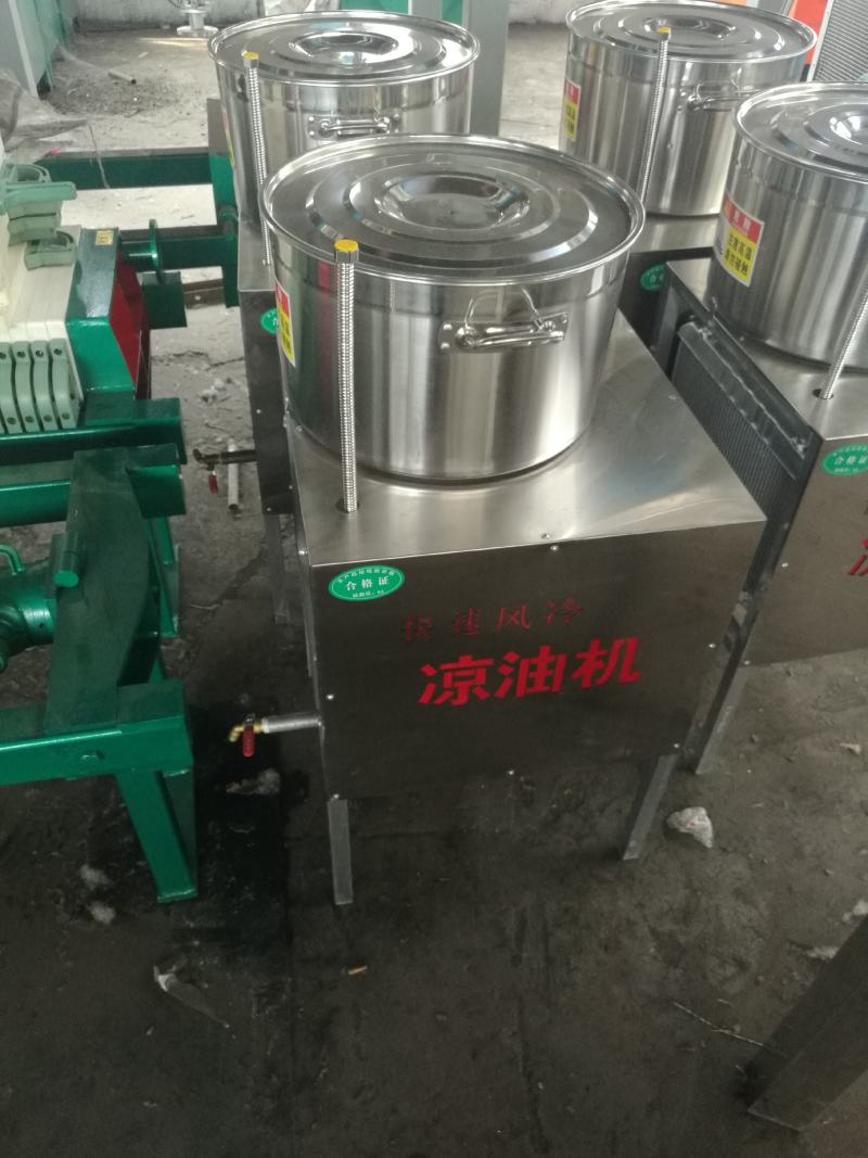 凉油机快速冷却冷油机过滤后直接装瓶流水作业不锈钢外壳