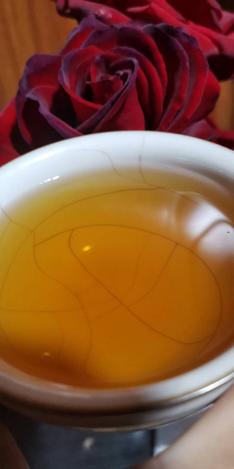 南糯山拔玛古树晒红茶