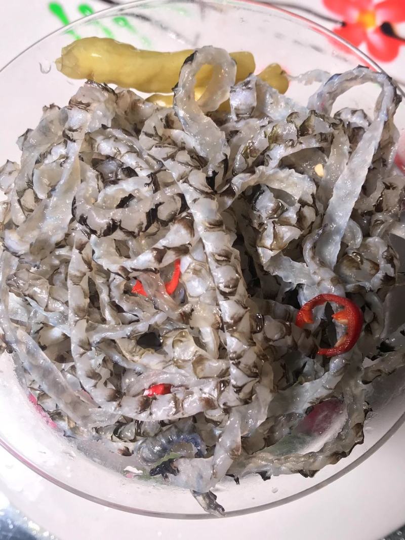 荷味泡椒鱼皮150克*50袋解冻即食，简单方便