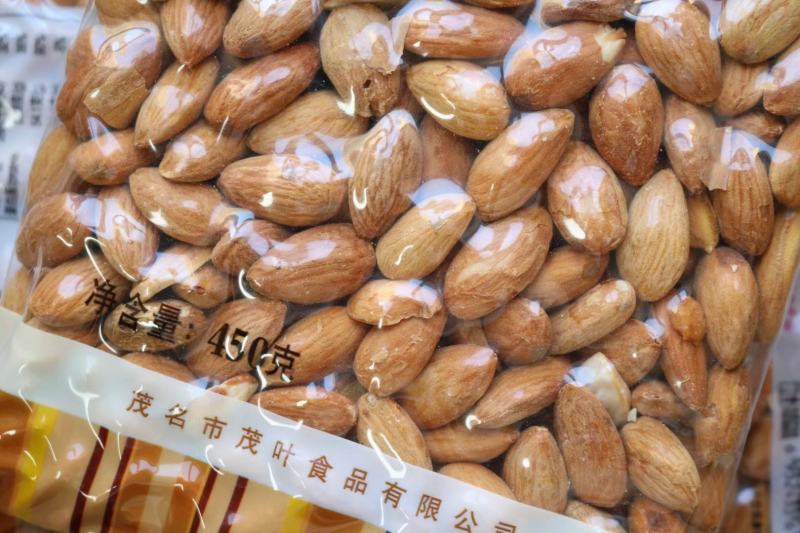 巴达木仁大颗粒杏仁肉一包净重450g独立真空包装